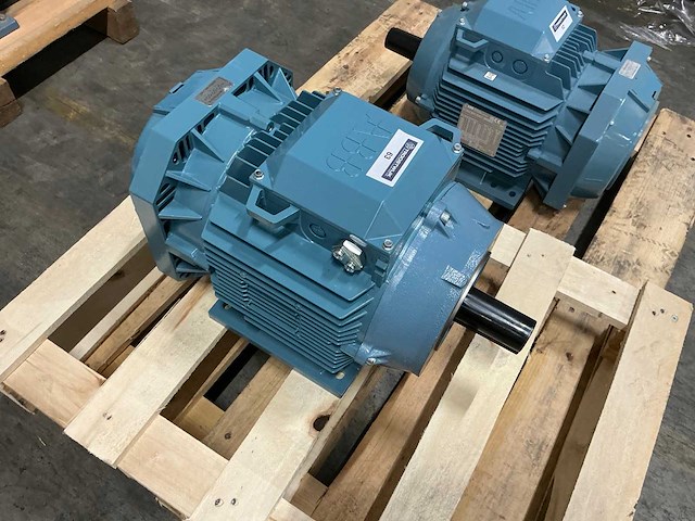 Abb m3aa 132 sc2 elektromotor - afbeelding 2 van  4