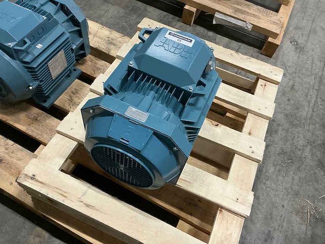 Abb m3aa 132 sc2 elektromotor - afbeelding 3 van  4
