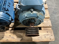 Abb m3aa 160 mla elektromotor - afbeelding 2 van  3