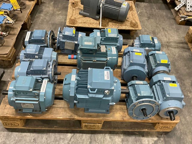 Abb m3aa elektromotor (13x) - afbeelding 3 van  9