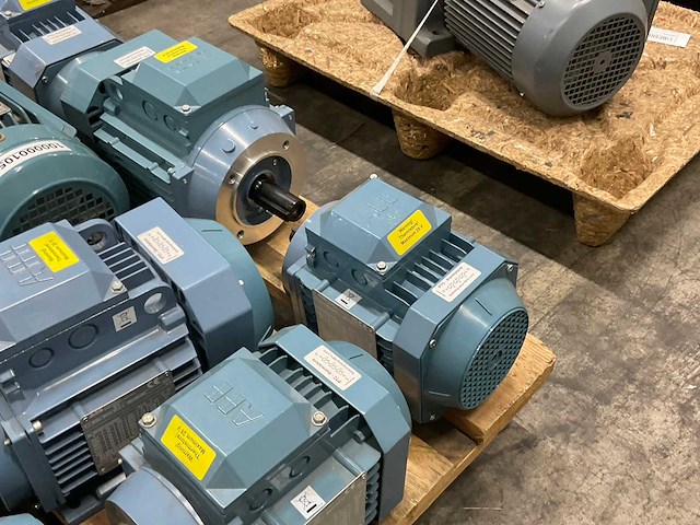 Abb m3aa elektromotor (13x) - afbeelding 6 van  9