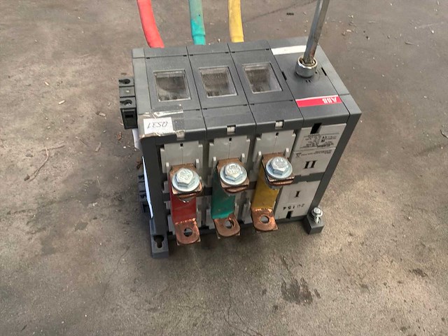 Abb ot160e03c hoofdschakelaar - afbeelding 2 van  3