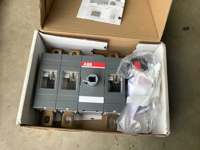 Abb ot400e21p hoofdschakelkast - afbeelding 3 van  8