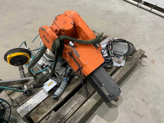 Abb partij lasrobot onderdelen - afbeelding 2 van  14