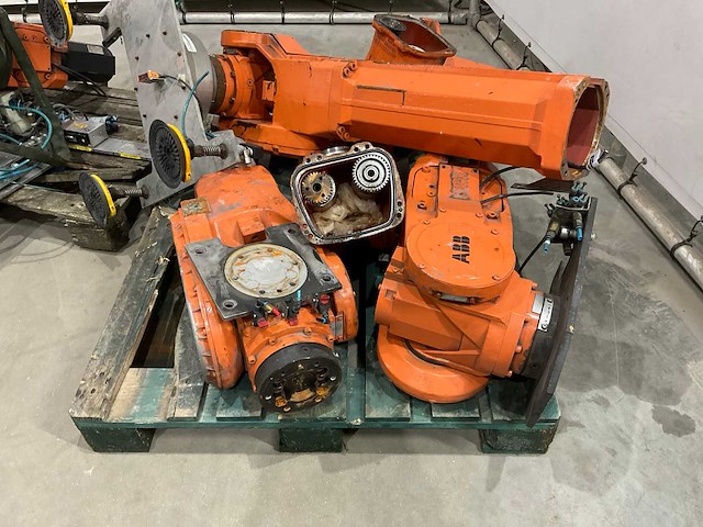 Abb partij lasrobot onderdelen - afbeelding 9 van  14