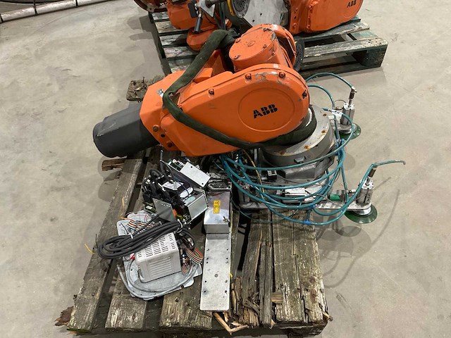 Abb partij lasrobot onderdelen - afbeelding 13 van  14