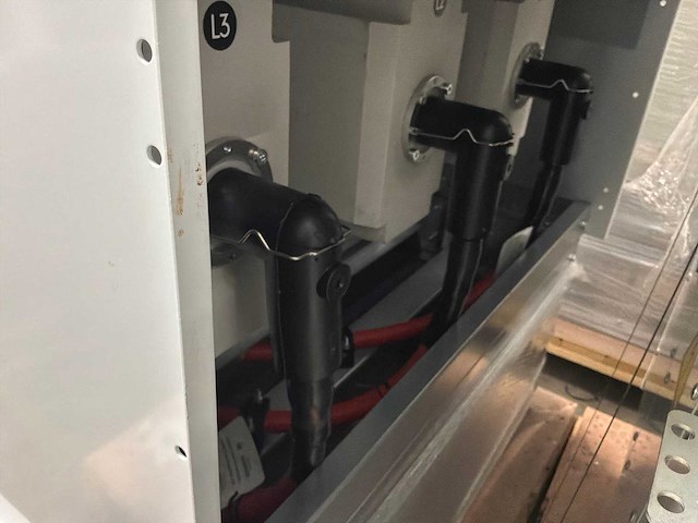 Abb safeplus ccmv <24kv ccmv (10kv vt) - afbeelding 5 van  17