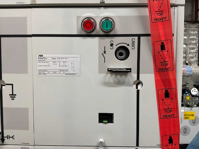 Abb safeplus ccmv <24kv ccmv (10kv vt) - afbeelding 2 van  17