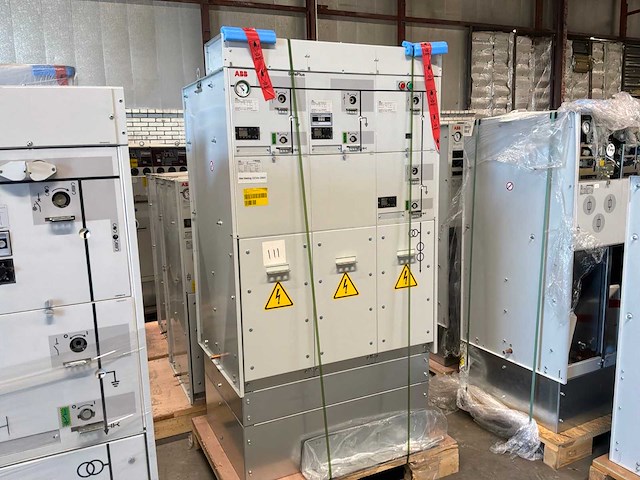 Abb safeplus ccmv <24kv ccmv 20kv vts - afbeelding 5 van  12