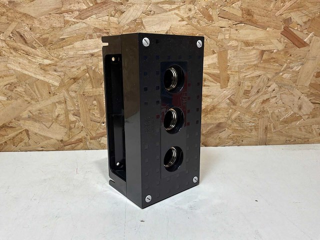 Abb schroefpatroonhouders 1x(3x25 a) veilighedenkast (4x) - afbeelding 1 van  8