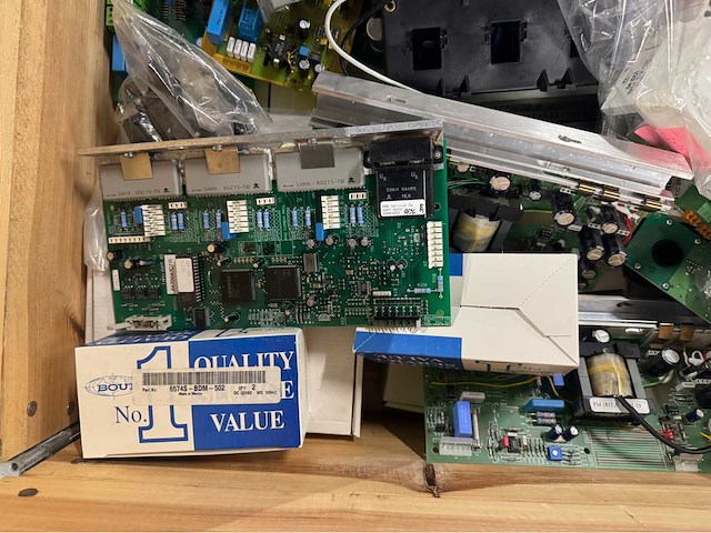 Abb, siemens - partij industriële elektronica, printplaten & plc onderdelen (62kg) - afbeelding 5 van  9