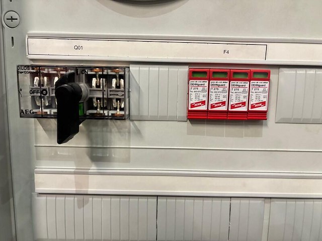 Abb …spanning kast met inhoud, abb - afbeelding 3 van  10