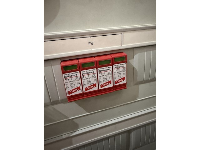 Abb …spanning kast met inhoud, abb - afbeelding 7 van  10