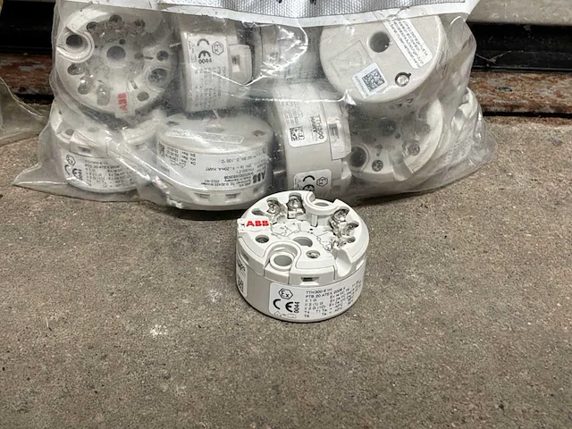 Abb tth300-e1 industriële temperatuurtransmitters (33x) - afbeelding 2 van  9