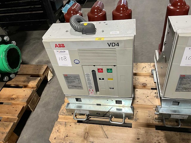 Abb vd4 12.06.25 vermogensschakelaar “12 kv” - afbeelding 1 van  6