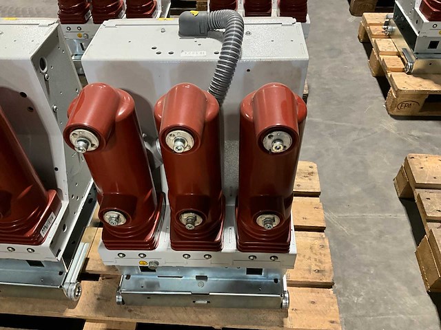 Abb vd4 12.06.25 vermogensschakelaar “12 kv” - afbeelding 3 van  5