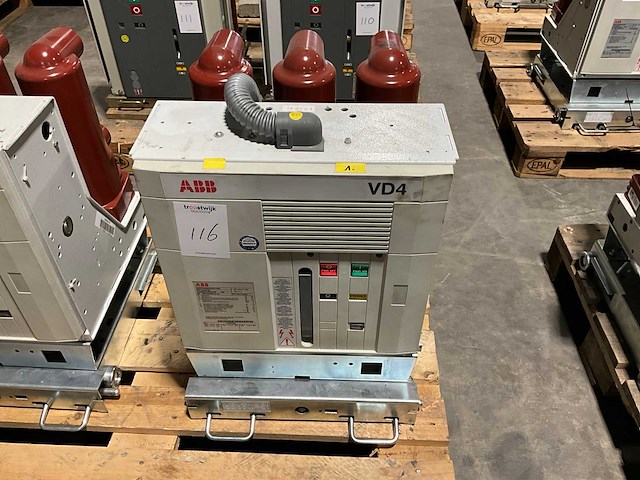 Abb vd4 12.06.25 vermogensschakelaar “12 kv” - afbeelding 1 van  5