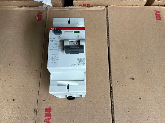 Abb vya240/030 differentieelschakelaars (60x) - afbeelding 3 van  5