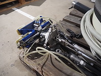 Abb - afbeelding 8 van  8