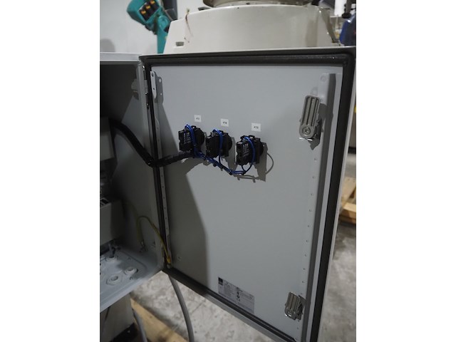 Abb - afbeelding 17 van  26