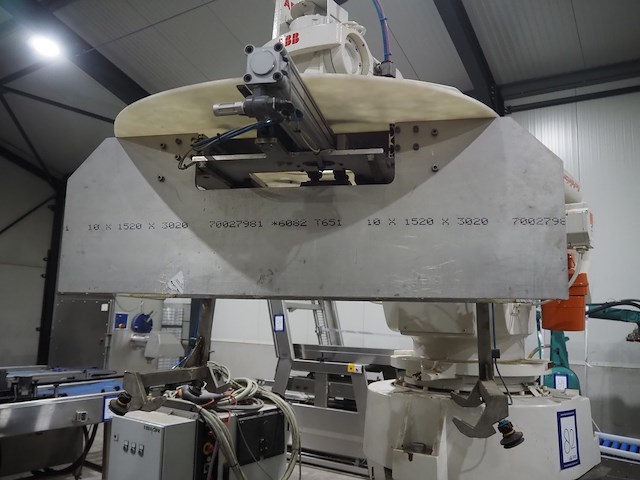 Abb - afbeelding 23 van  26