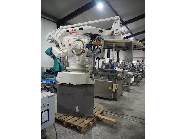 Abb - afbeelding 17 van  22