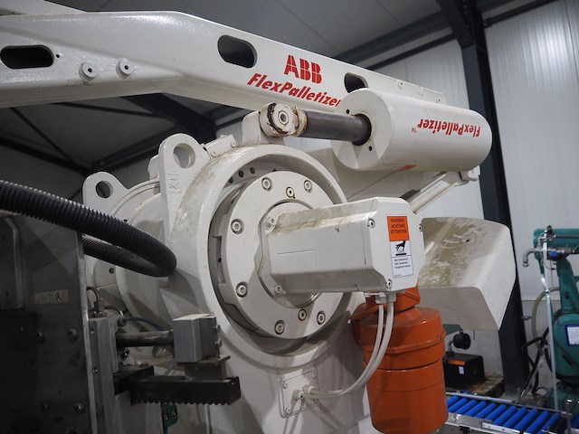 Abb - afbeelding 22 van  22