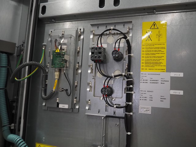 Abb - afbeelding 9 van  11