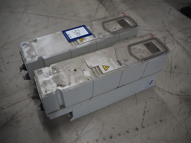 Abb - afbeelding 2 van  9