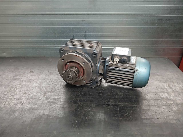 Abm - vertragings motor - afbeelding 2 van  4