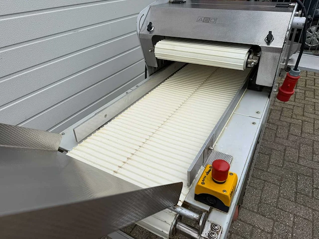 Abo - atoma met lopendeband - broodsnijmachine - afbeelding 4 van  6