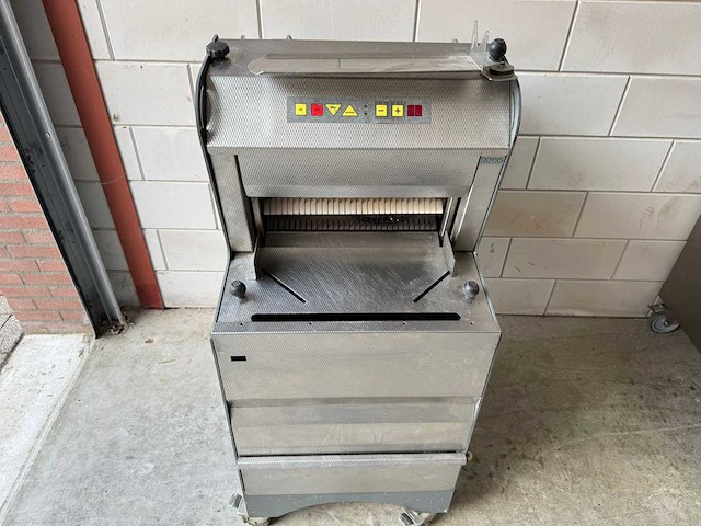 Abo - matic - broodsnijmachine - afbeelding 2 van  5