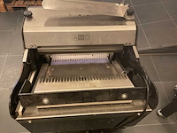 Abo broodsnijmachine - afbeelding 7 van  8