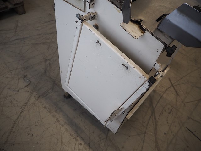 Abo - afbeelding 3 van  11