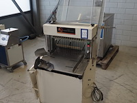 Abo - afbeelding 1 van  11