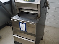 Abo - afbeelding 1 van  10