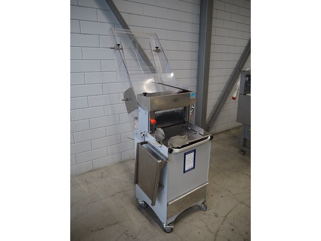 Abo - afbeelding 1 van  9