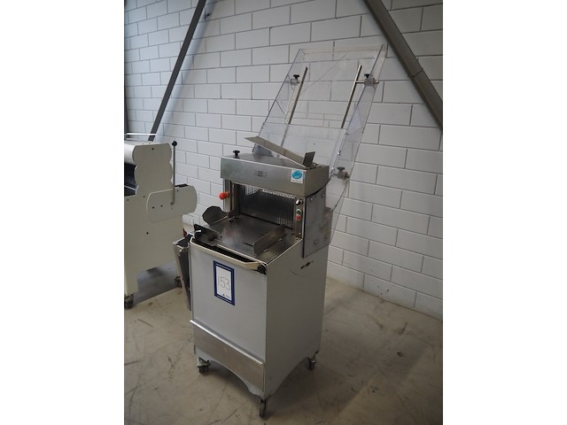 Abo - afbeelding 2 van  9