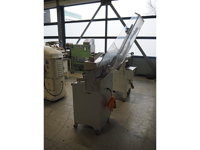 Abo - afbeelding 3 van  9