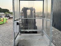 Abri rokershok / rookcabine op betonplaat, stelcon, zonder stalen rand - afbeelding 2 van  2