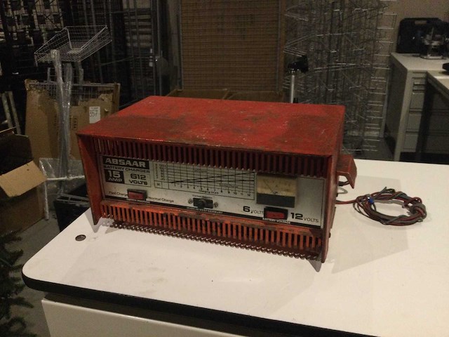 Absaar acculader - afbeelding 1 van  2