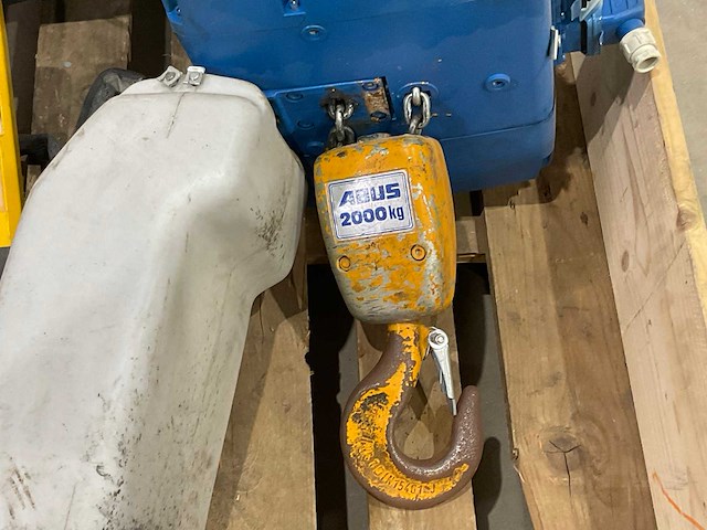 Abus - 2002 - elektrische takel 2000 kg - afbeelding 7 van  11