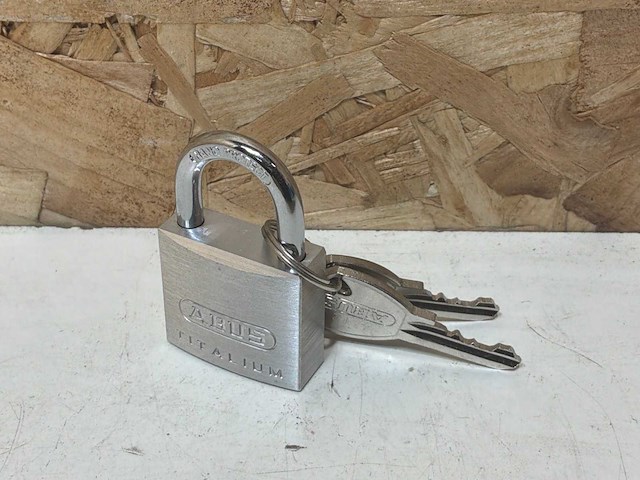 Abus 64ti/30mm hangslot titalium (45x) - afbeelding 3 van  8