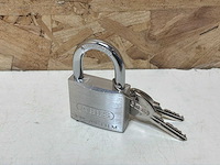 Abus hangslot 64ti/50 ka-6512- titalium (24x) - afbeelding 1 van  8