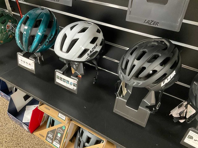 Abus,lazer fietshelmen (65x) - afbeelding 2 van  10