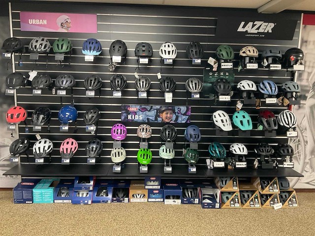 Abus,lazer fietshelmen (65x) - afbeelding 1 van  10