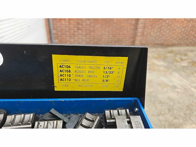 A/c press - air conditioning slang per machine - afbeelding 2 van  7