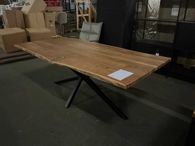 Acacia boomstam eetkamertafel 210cm - afbeelding 1 van  5