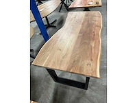 Acasia - diningtable 180x100 life edge 4 cm dik blad met spinpoot - afbeelding 4 van  5