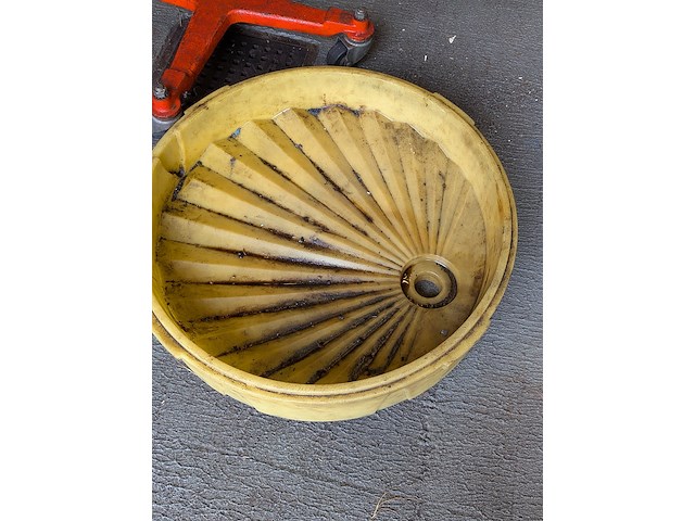 Accesoires mbt (hydraulische) olie - afbeelding 7 van  9